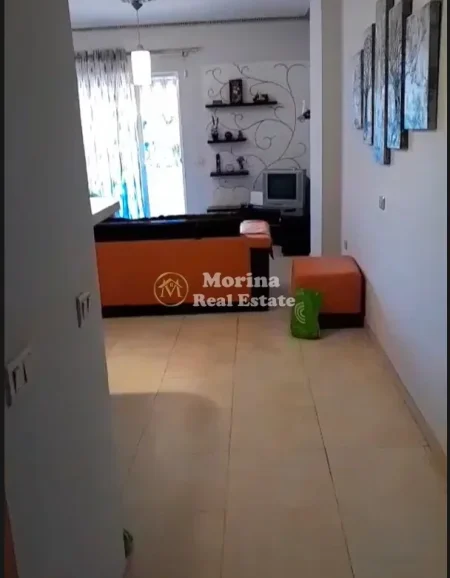 Tirane, jepet me qera apartament 2+1 Kati 5, 112 m² 700 € (Zogu i ZI)