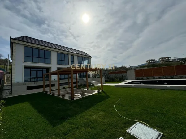 Tirane, jepet me qera Vile 3 Katshe Kati 3, 600 m² 7.000 € (Rolling Hills)