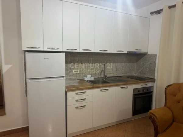 Tirane, jepet me qera apartament 1+1 Kati 6, 60 m² 500 € (Myslym Shyri)