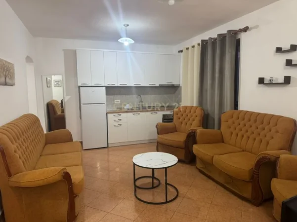 Tirane, jepet me qera apartament 1+1 Kati 6, 60 m² 500 € (Myslym Shyri)