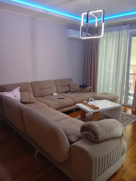🏠SHITET SUPER APARTAMENT 2+1+2 I MOBILUAR – GATI PËR BANIM  NE 5 MAJI.
