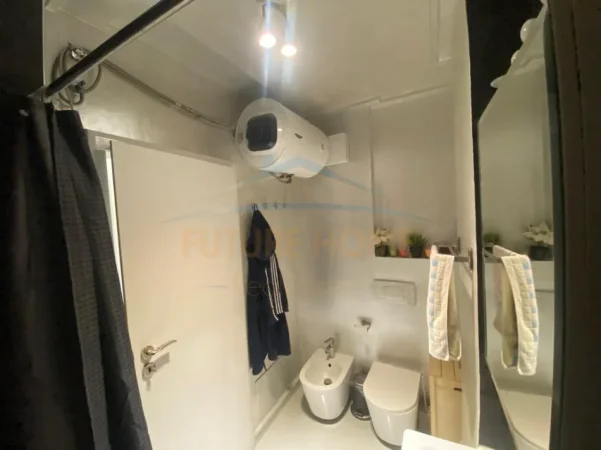 Tirane, shitet apartament 3+1+Ballkon Kati 9, 98 m² 270.000 € (21 Dhjetori)