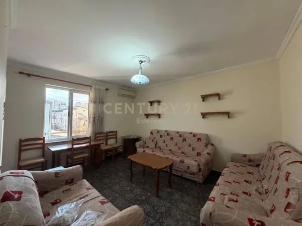 Tirane, shitet apartament 1+1 Kati 4, 52 m² 117.000 € (Ish Parku Autobuzave)