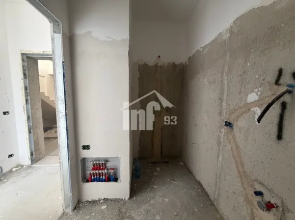 Tirane, shitet apartament 1+1 Kati 7, 63 m² 143.000 € (MBRAPA GLOBE, RRUGA E KAVAJËS)