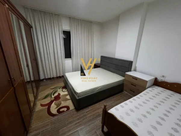 Tirane, jepet me qera apartament 1+1+Ballkon Kati 5, 74 m² 520 € (ASTIR)