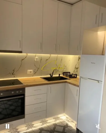 Tirane, jepet me qera apartament 1+1 Kati 3, 60 m² 450 € (RRUGA IRFAN TOMINI)