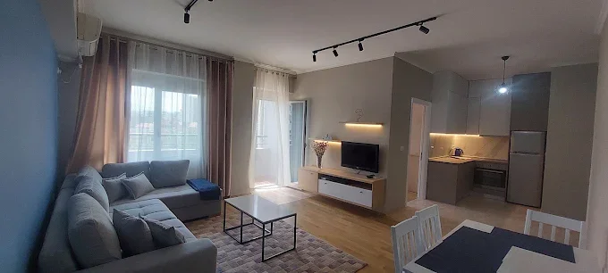 Tirane, jepet me qera apartament 1+1+Ballkon Kati 4, 70 m² 600 € (Rruga e Dibres)