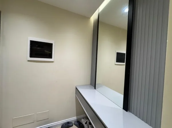 Tirane, shitet apartament 1+1+Ballkon Kati 6, 105 m² 170.000 € (SOKRAT MIHO)