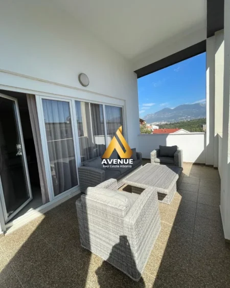 Tirane, jepet me qera apartament 3+1+Aneks+Ballkon Kati 4, 187 m² 1.400 € (RRUGA HAMDI SINA)