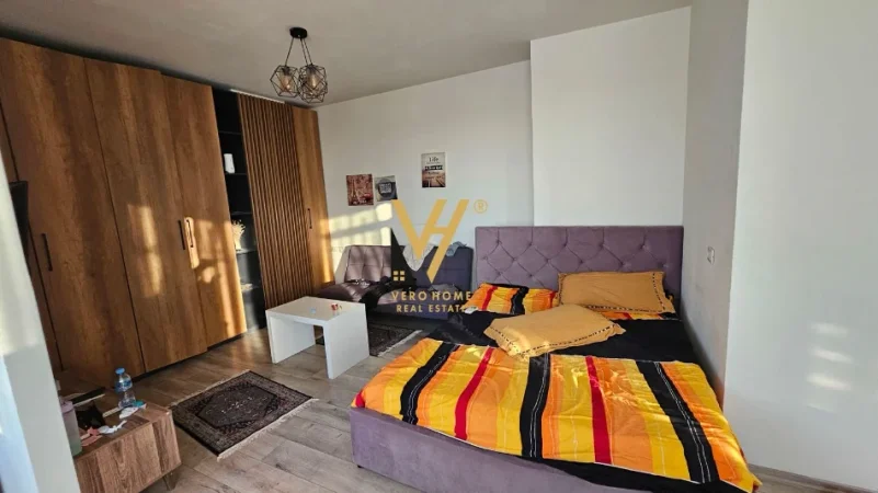 Tirane, jepet me qera garsonier Kati 11, 45 m² 480 € (RRUGA E KAVAJES)