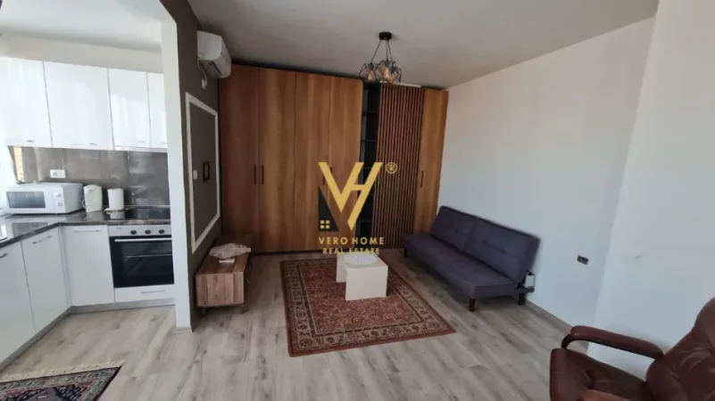 Tirane, jepet me qera garsonier Kati 11, 45 m² 480 € (RRUGA E KAVAJES)