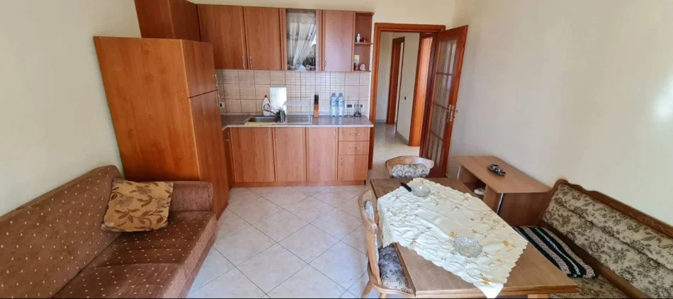 🏠 Okazion , Jepet me Qira Apartament 2+1 te Pazari i Ri,  500 mij lekee