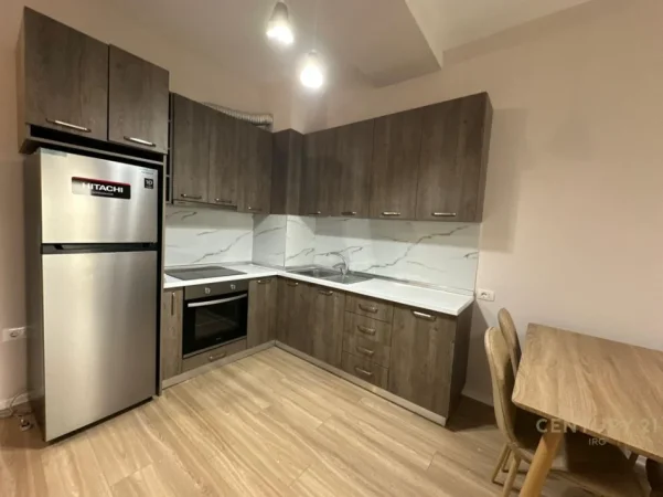 Tirane, jepet me qera apartament 1+1 Kati 3, 57 m² 650 € (Kompleksi Magnet)