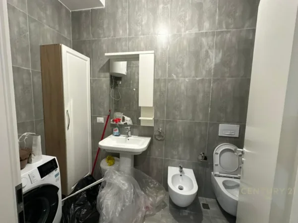 Tirane, jepet me qera apartament 1+1 Kati 3, 57 m² 650 € (Kompleksi Magnet)
