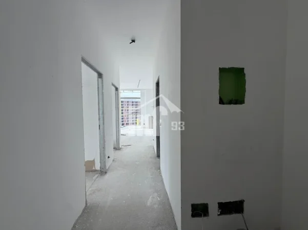 Tirane, shitet apartament 3+1 Kati 7, 176 m² 423.000 € (MBRAPA GLOBE, RRUGA E KAVAJËS)