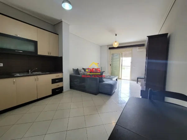 Vlore, shitet apartament 2+1+Ballkon Kati 4, 108 m² 145.000 € (Çole)