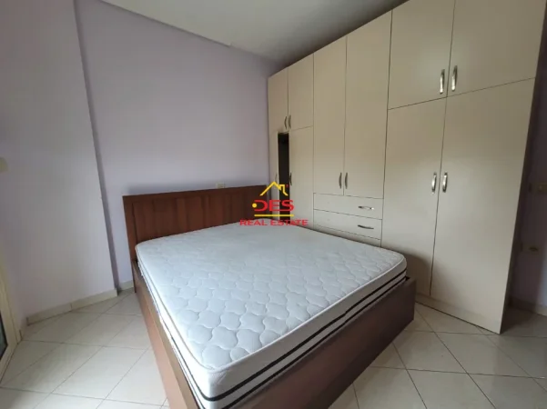 Vlore, shitet apartament 2+1+Ballkon Kati 4, 108 m² 145.000 € (Çole)
