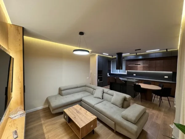 Tirane, jepet me qera apartament 2+1+Ballkon Kati 3, 1.200 € (Kopshti Botanik, Tirane)