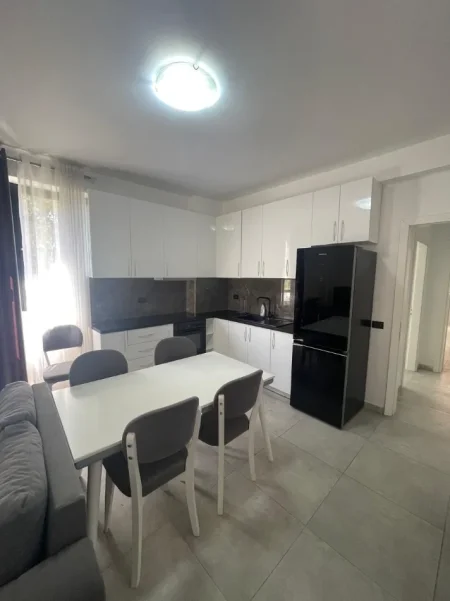 Tirane, shitet apartament 3+1 Kati 3, 115 m² 155.250 € (Ali Demi)