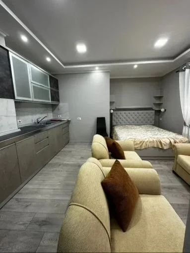 Tirane, jepet me qera garsonier Kati 6, 42 m² 350 € (kashar , casa italia)