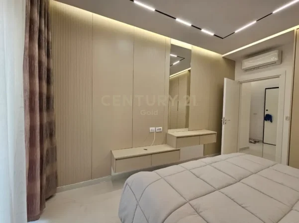 Tirane, jepet me qera apartament 1+1+Ballkon Kati 6, 76 m² 1.000 € 