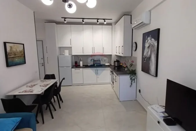 Tirane, jepet me qera apartament 1+1 Kati 3, 61 m² 500 € (rruga dalip topi)