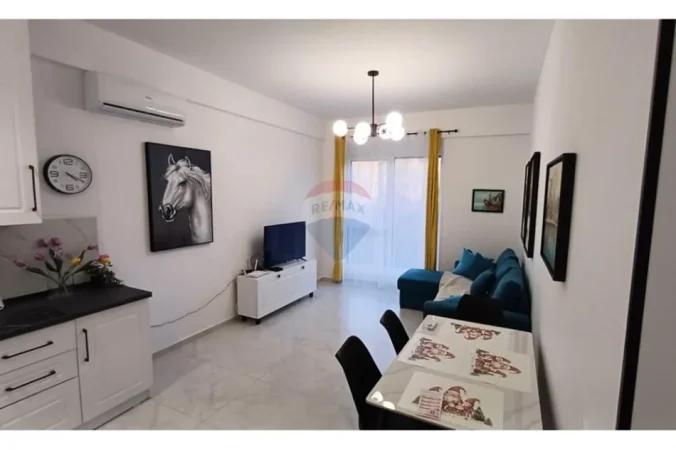 Tirane, jepet me qera apartament 1+1 Kati 3, 61 m² 500 € (rruga dalip topi)