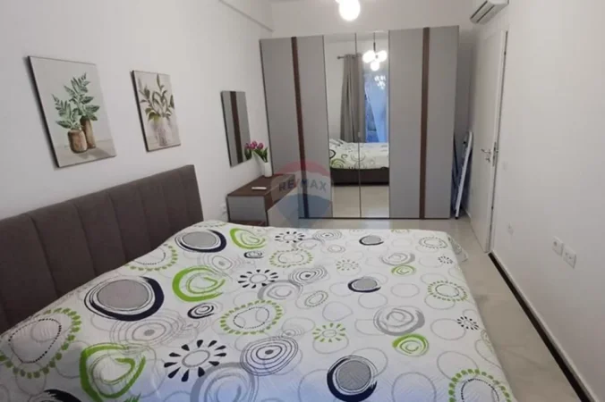 Tirane, jepet me qera apartament 1+1 Kati 3, 61 m² 500 € (rruga dalip topi)