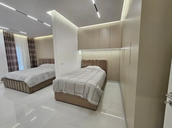 Tirane, jepet me qera apartament 1+1+Ballkon Kati 6, 71 m² 1.000 € 