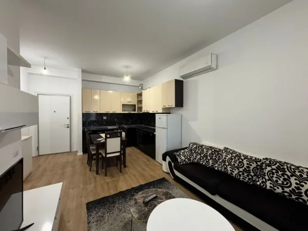 Tirane, jepet me qera apartament 2+1 Kati 4, 100 m² 500 € (Ali Demi)