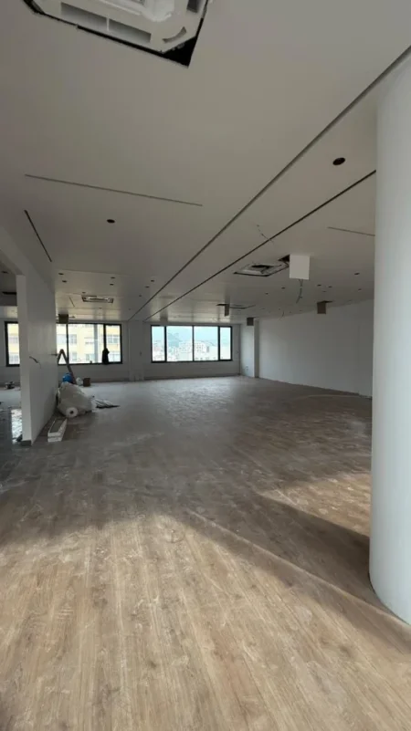 Tirane, jepet me qera zyre Kati 6, 579 m² 10.000 € (KOMPLEKSI DELIJORGJI)