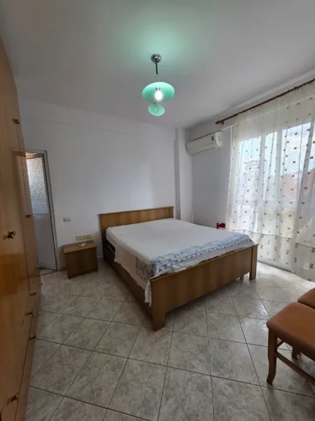 JEPET ME QERA APARTAMENT 3+1+2 TEK RRUGA SIRI KODRA