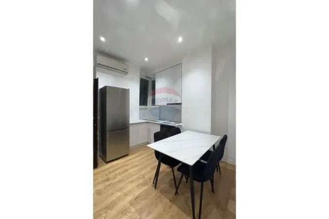 Tirane, jepet me qera apartament 1+1 Kati 0, 600 € 