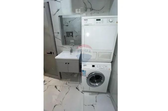Tirane, jepet me qera apartament 1+1 Kati 0, 600 € 