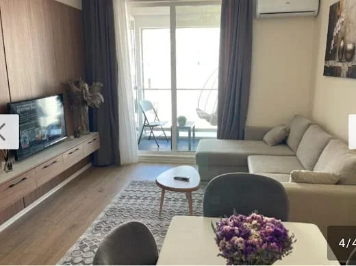 Tirane, jepet me qera apartament 2+1+Ballkon Kati 6, 92 m² 600 € (Kompleksi Siri)
