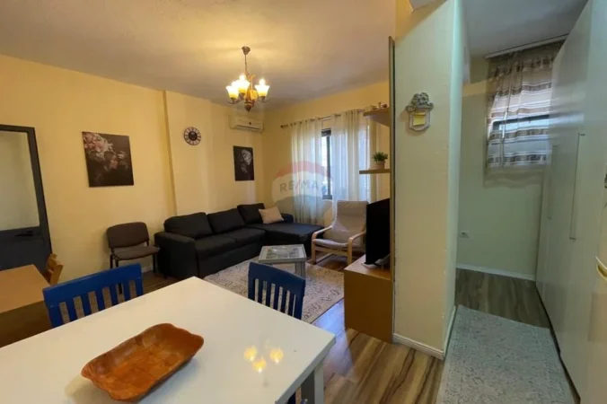 Tirane, shes garsonier 1+1 Kati 2, 99.000 € (rruga Ndre Mjeda)