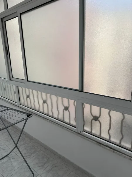 Tirane, jepet me qera apartament 2+1+Ballkon Kati 6, 120 m² 600 € (Rruga Dritan Hoxha)