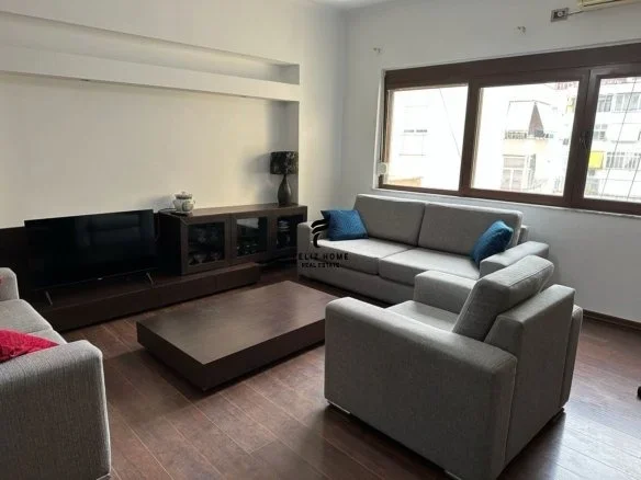 Tirane, jepet me qera apartament 2+1 Kati 7, 90 m² 850 € (RRUGA E ELBASANIT)