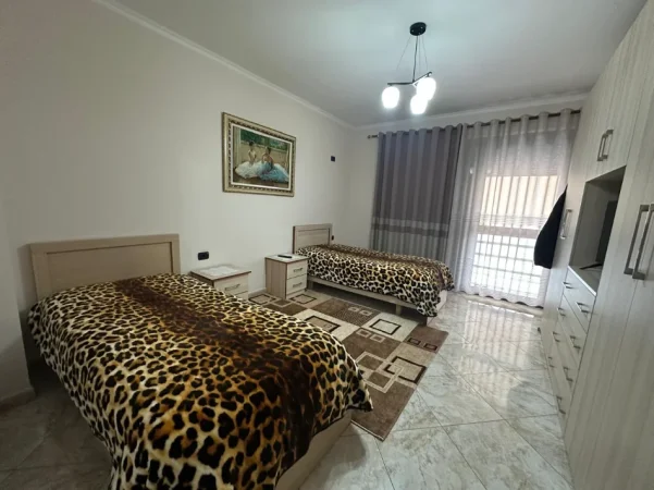 Tirane, shitet apartament 2+1+Ballkon Kati 6, 160 m² 335.000 € (Ish Tregu Elektrik)