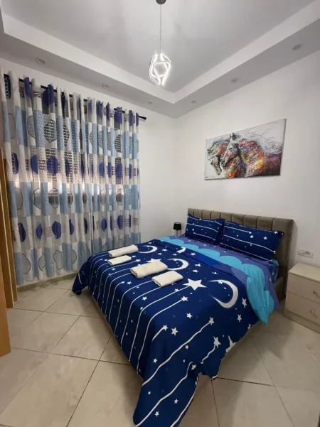 Durres, jepet me qera apartament 1+1 Kati 1, 380 € (Plazh, Durres)