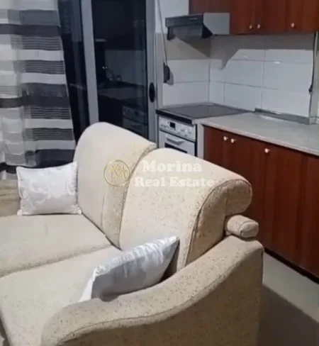 Tirane, jepet me qera apartament 2+1 Kati 4, 89 m² 350 € (Fresku)