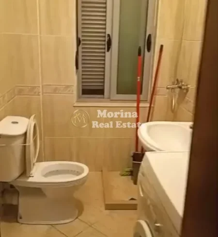 Tirane, jepet me qera apartament 2+1 Kati 4, 89 m² 350 € (Fresku)