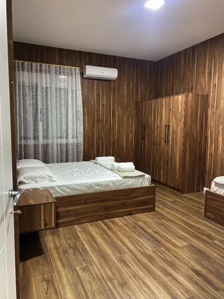 Tirane, jepet me qera apartament 2+1 , 90 m² 850 € (kopshti zoologjik)