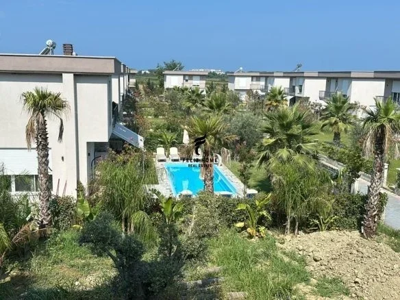 Durres, shitet Vile 2 Katshe Kati 2, 204 m² 370.000 € (GJIRI LALEZIT)