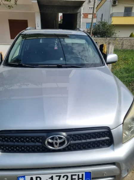 Shqiperi, shes makine Toyota rav4 2007 Nafte, gri metalizato manuale Kondicioner 300.900 km 4.800 €