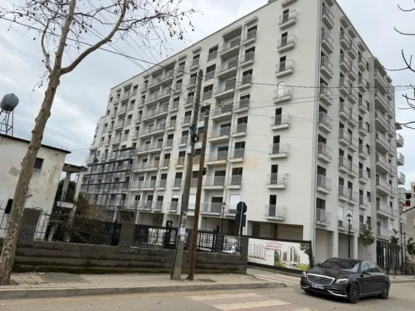 Tirane, shes apartament 2+1+Ballkon Kati 2, 99 m² 118.000 € 