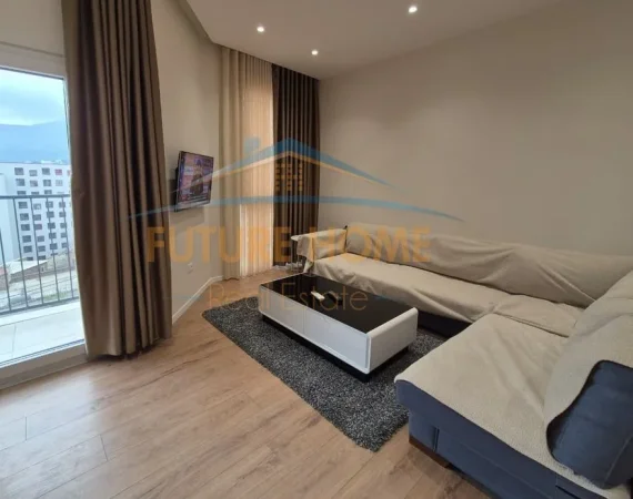 Tirane, jepet me qera apartament 1+1+Ballkon Kati 3, 75 m² 600 € (Tomi Kristo)