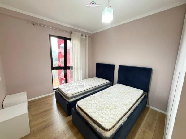 Tirane, jepet me qera apartament 2+1 Kati 6, 114 m² 780 € (Rruga e Dibres, Farmacia 10)