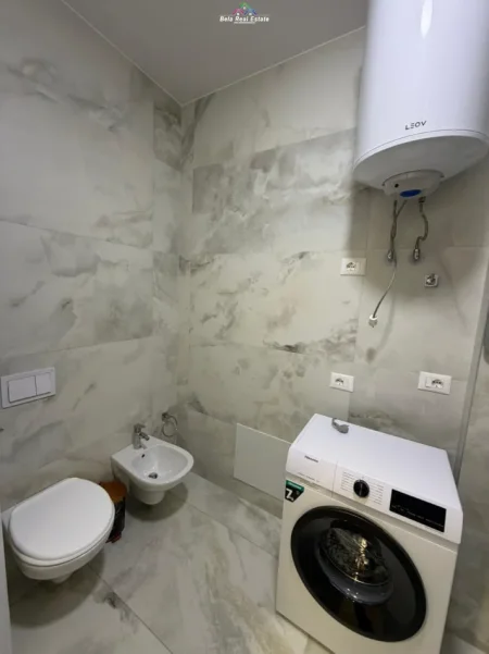 Tirane, jepet me qera apartament 2+1 Kati 6, 114 m² 780 € (Rruga e Dibres, Farmacia 10)