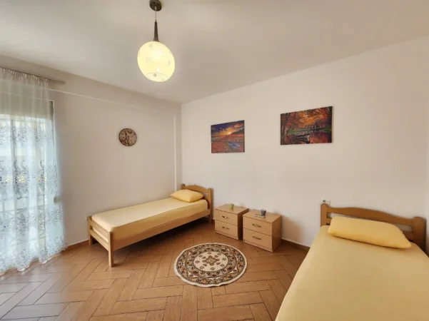 Tirane, jepet me qera apartament 2+1 Kati 6, 